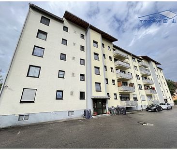 Komplett möblierte 3-Zimmer-Wohnung mit Balkon, Aufzug und Einbauküche in zentraler Lage - Photo 1