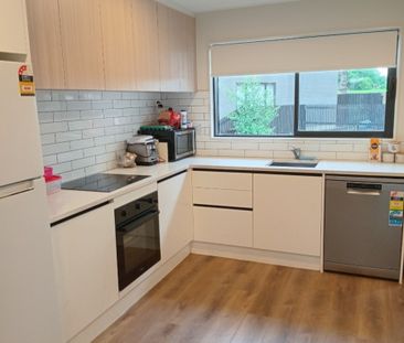 Magical in Mangere Bridge - Photo 1