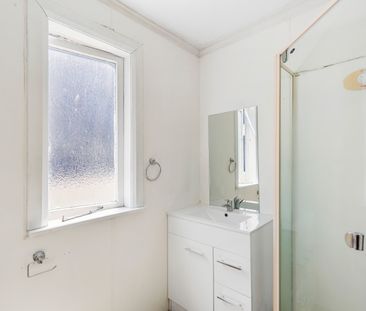 Superb Apartment with Parking - Photo 2