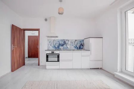 Pronájem bytu 1+kk s balkonem, vedle metra B, Praha 5 Stodůlky - Фото 4