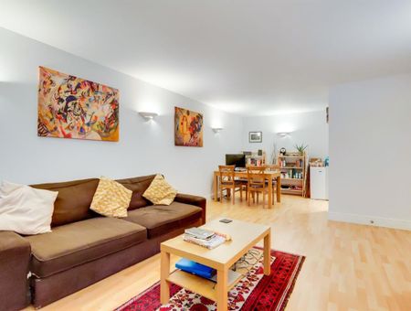 Naylor Building West, Assam Street, Aldgate E1 - Photo 2