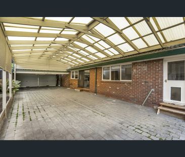 36 Streeton Circuit, Mill Park, Vic 3082 - Photo 2