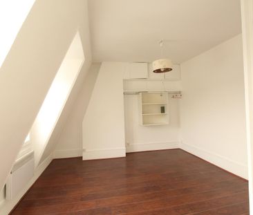 Appartement F1 Paris 11 - Photo 1