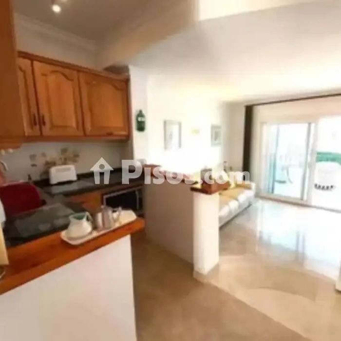 Piso en alquiler en El Paraíso-Atalaya-Benamara - Photo 1
