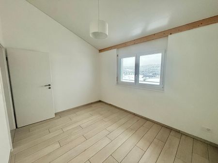 Charmant 3.5 pièces doté d’une terrasse spacieuse - Photo 2