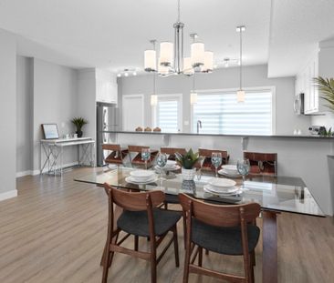 Edmonton Unfurnished townhouse Rental in Hamptons - Spacious UNFURN... - Photo 2