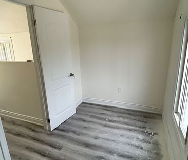 For Lease - 4299 Second Avenue Unit# 2, Niagara Falls, Ontario - Photo 2