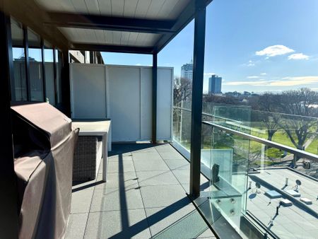 City Centre, 3 bedrooms - Photo 2