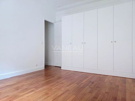 Tout savoir sur cet appartement dans le quartier Triangle d'Or, à Paris 8ème - Photo 5