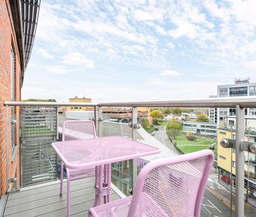 1 bedroom flat to rent - Photo 4