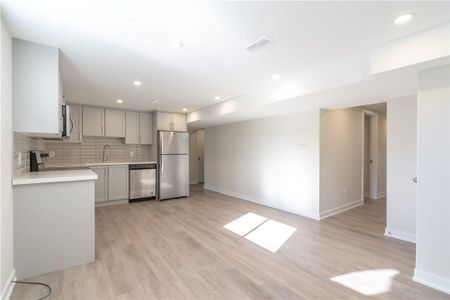 For Lease - 749 Upper Ottawa Street Unit# 2, Hamilton, Ontario - Photo 5