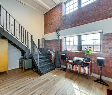 2 Bed Flat, Regent Road, L3 - Photo 2