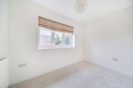 Padelford Lane, Stanmore, HA7 - Photo 5