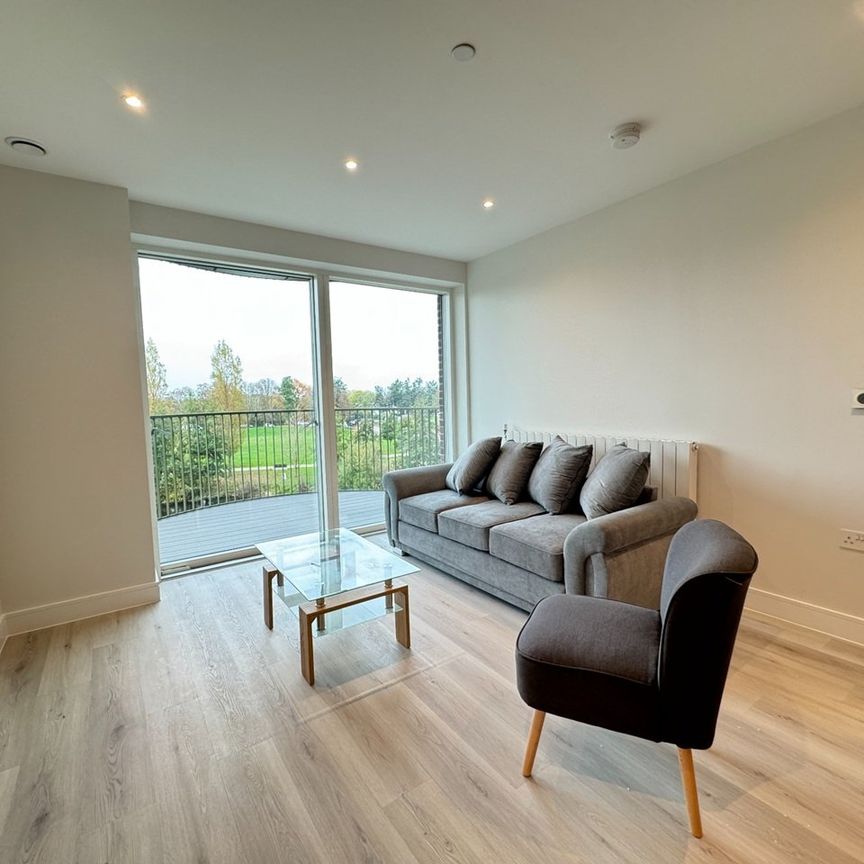 2 Bed Flat, Astell Road, SE3 - Photo 1