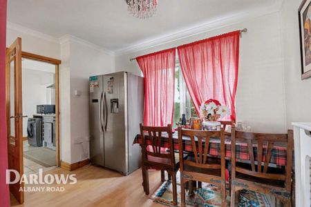 3 bedroom terraced house to rent - Photo 2