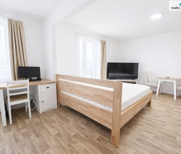 Pronájem bytu 1+kk a garsoniéry 38 m² - Photo 1