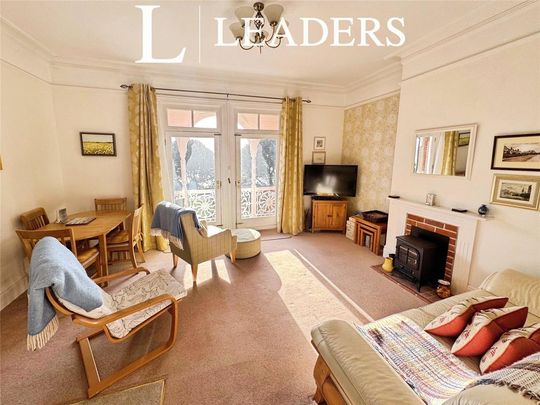 2 bedroom flat to rent - Photo 1