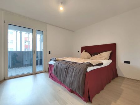 Pauschalmiete - Moderne 3-Zimmer-Wohnung mit großzügigem Balkon und stilvoller Ausstattung - Gute Infrastruktur - Abstellraum - Foto 3