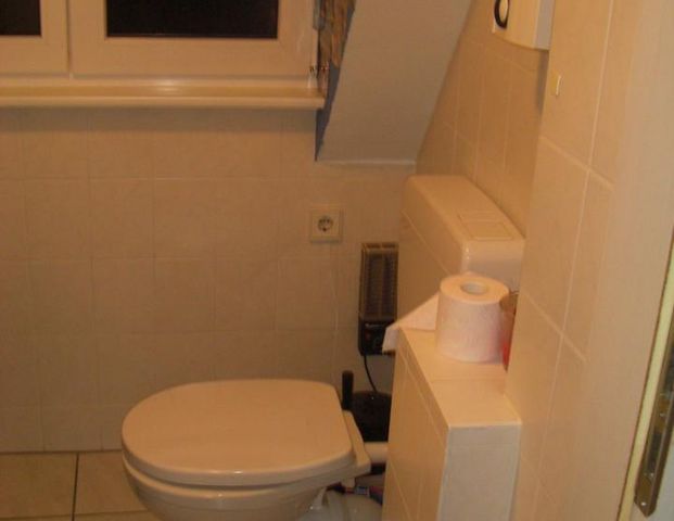 2.5 –Zimmer – DG - Maisonette Wohnung – befristet für 16 Monate - Foto 1