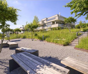 Gehobene 4½-Zimmer-Wohnung mit herrlicher Panoramasicht im Felmispark - Photo 1