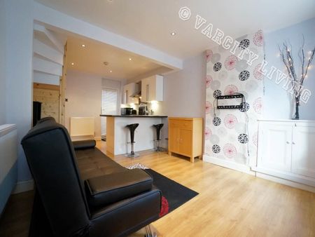 20 Albert Street - Photo 2