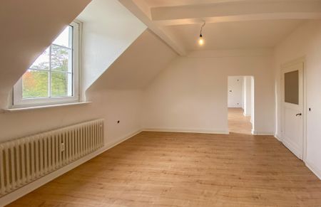 Wohnen zur Miete in einer Burg? 4-Zimmer Wohnung in der Burg Volperhausen! - Photo 4