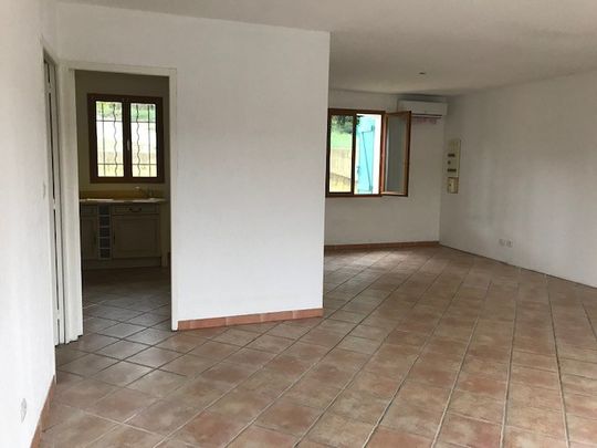 Location Appartement 4 pièces 89m² BRIGNOLES 83170 - Photo 1