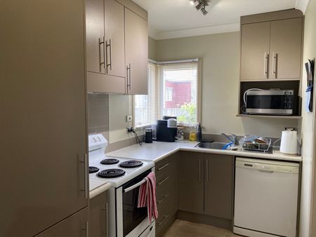 1/17a Fow Street - Photo 2