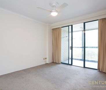 Deposit Taken - Two Bedroom Apartment Close to Royal North Shore Ho... - Photo 2