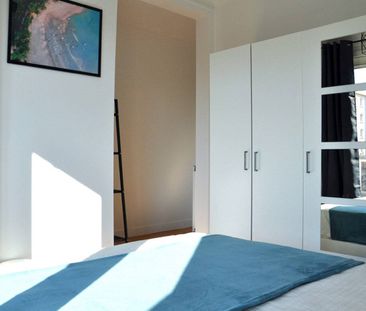 Spacieux appartement situé dans un quartier résidentiel - Photo 4