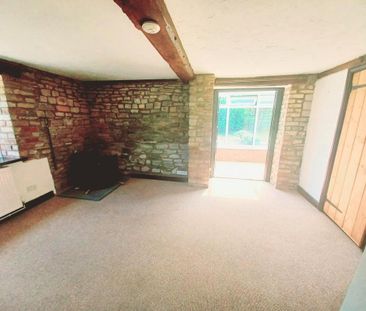 2 bedroom barn conversion to rent - Photo 1