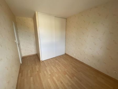 Appartement à louer - 4 pièces - 87 m² - Photo 3