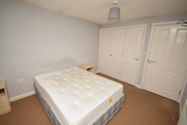 3 bedroom flat to rent - Photo 1