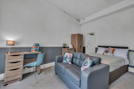 1 bedroom flat to rent - Photo 2