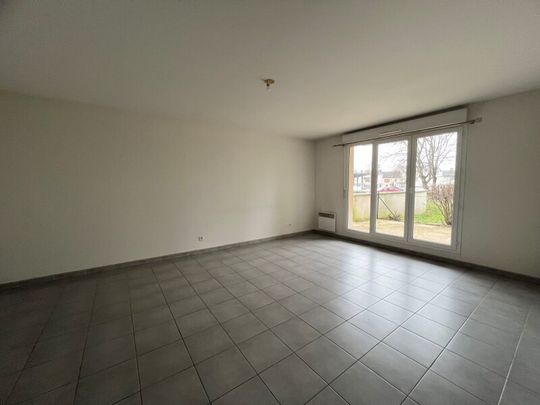Location Appartement 3 pièces 66m² ST JEAN DE LA RUELLE 45140 - Photo 1