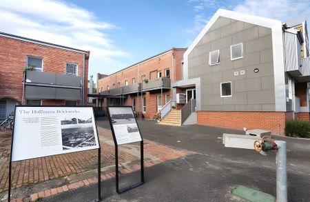 22/1 Pottery Court, Brunswick - Photo 5