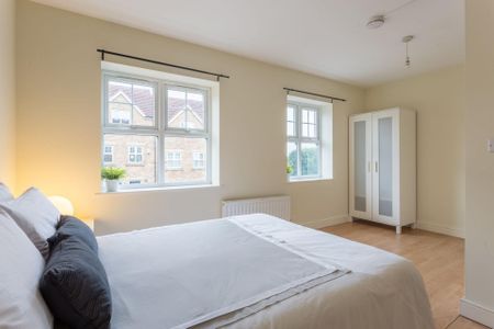 Bensham Road, Gateshead, NE8 - Photo 3