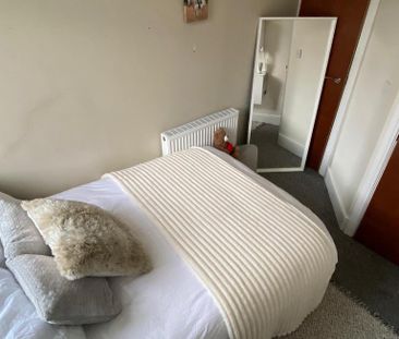 5 bedroom house share to rent - Photo 4