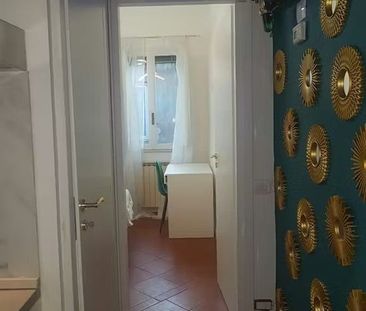 Via San Zanobi, Florence, Tuscany 50129 - Foto 1