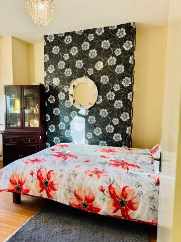 Room in a Shared House, Dobroyd Street, M8 - Photo 4