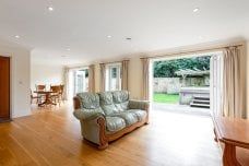 6 bedroom detached house to rent - Photo 1