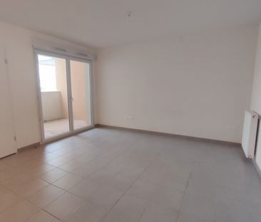 Location Appartement 1 pièce 29m² CASTANET TOLOSAN 31320 - Photo 2