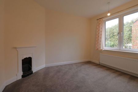 3 bedroom end of terrace house to rent - Photo 3