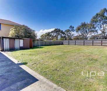 152 East Street, HADFIELD - Photo 1