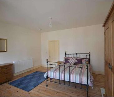 Luton, Bedfordshire, LU1 - Photo 3