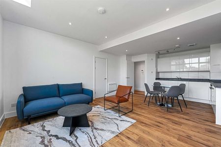 West Smithfield, London, EC1A 9HZ - Photo 5