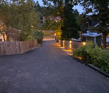 Turnévägen, Skogås - Foto 1