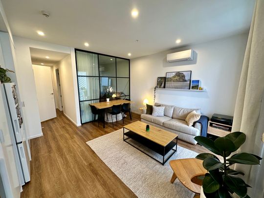 1 Bedroom Apartment, Onehunga - Photo 1