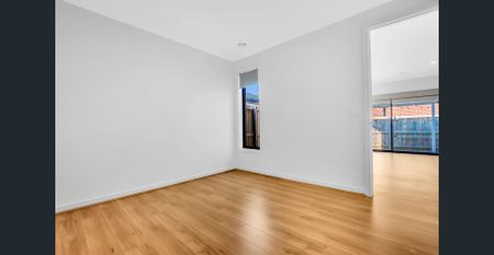 Neat & tidy, three bedroom home. - Photo 4