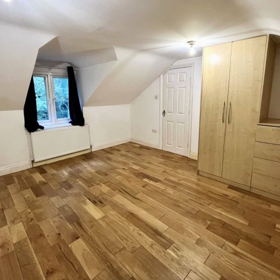 Station Road, Amersham, Buckinghamshire,HP7 - Photo 1